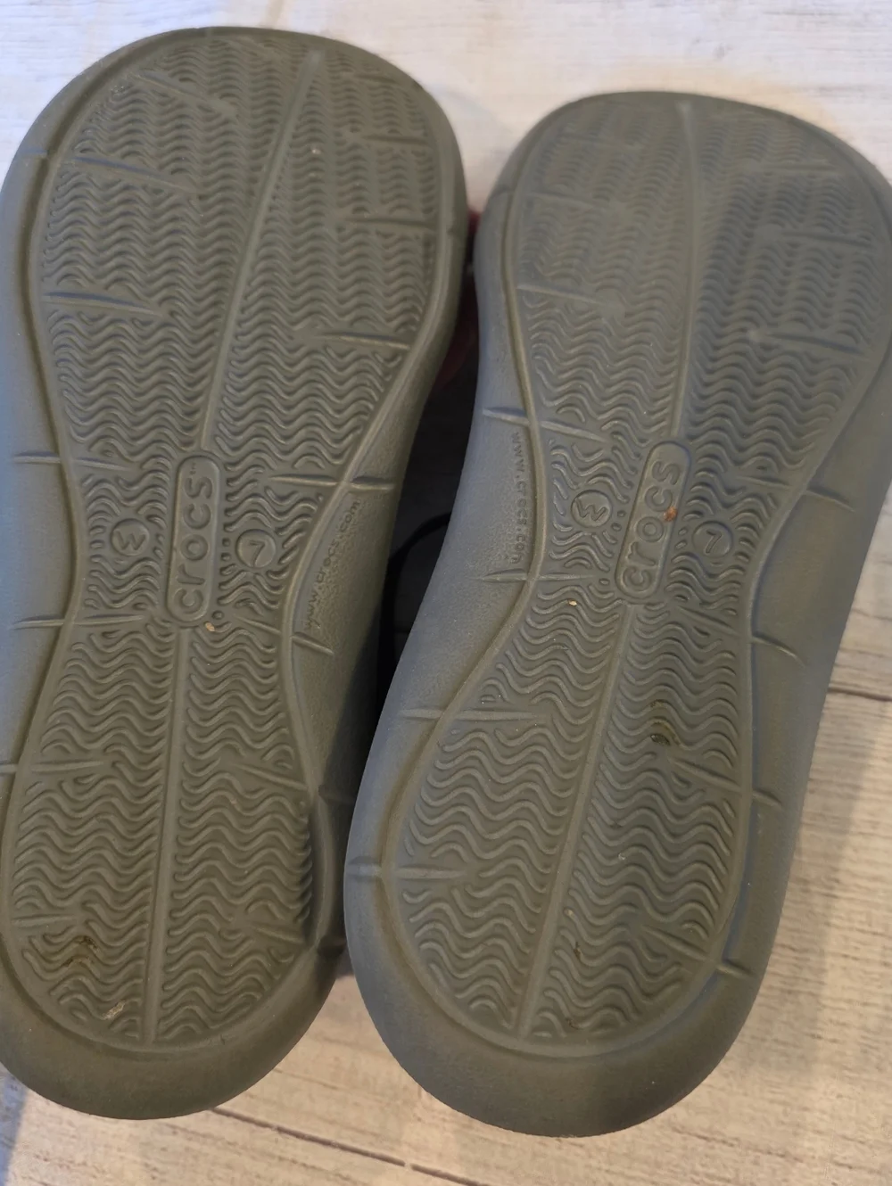 Crocs Swiftwater Webbing Sandals Women’s Size 7 Black Adjustable Straps Active - Picture 9 of 10